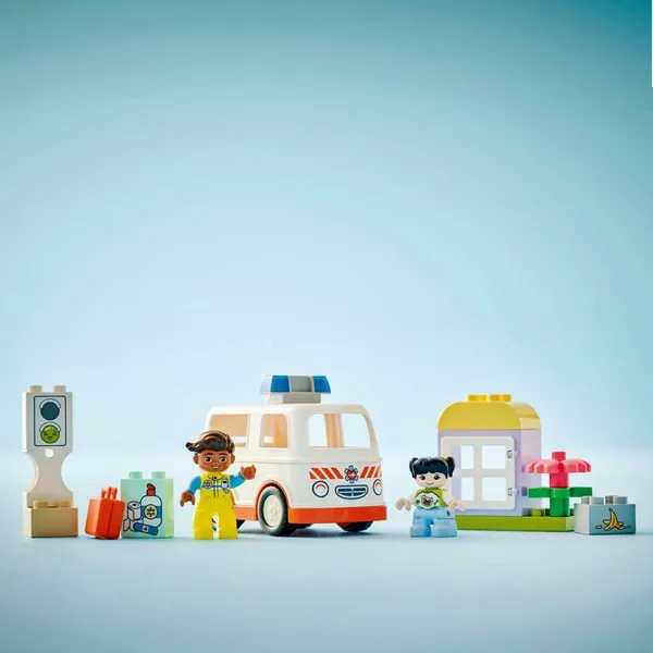 Set Construcție LEGO 10447 Ambulanță și Șofer - imagine 7