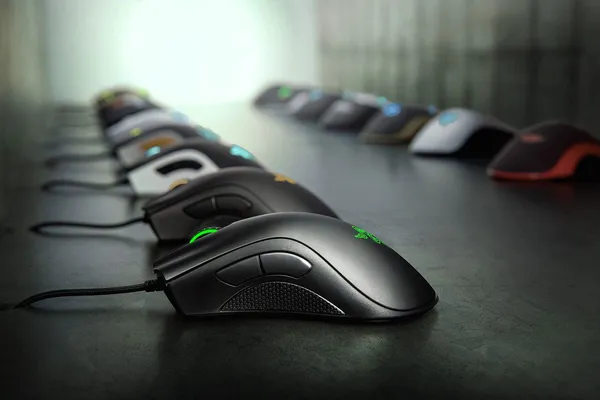 Mouse RAZER DeathAdder Essential Gaming Negru - imagine 9