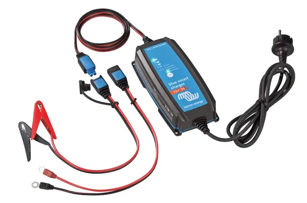 Încărcător VICTRON ENERGY BlueSmart IP65 12V/7A - imagine 2