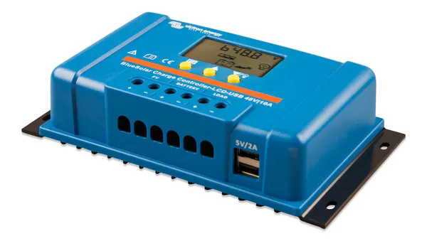 Regulator Solar VICTRON ENERGY BlueSolar PWM DUO-LCD&USB 12/24V-20A - imagine 11