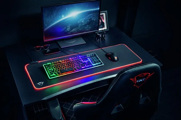 Mousepad TRUST GXT 764 GlideFlex Gaming LED Negru 930x300mm - imagine 11