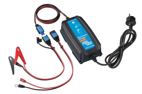 Încărcător VICTRON ENERGY BlueSmart IP65 12V 15A BPC121531064R - imagine 2