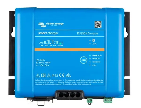 Încărcător VICTRON ENERGY Smart IP43 3 Ieșiri 120-240V 50A