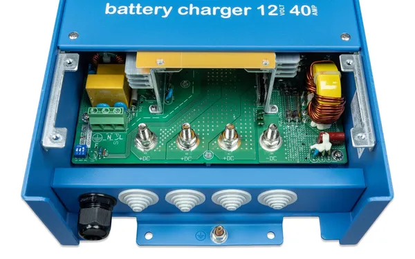 Încărcător VICTRON ENERGY Centaur Charger 12/40 IP21 (3) 12V 40A - imagine 6