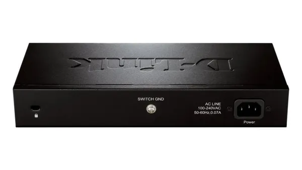 Switch D-LINK DES-1016D 16 Porturi 10/100 Mbps