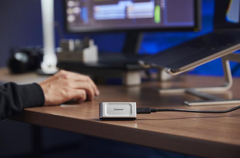 SSD extern KINGSTON XS2000 2TB Negru USB 3.2 - imagine 9