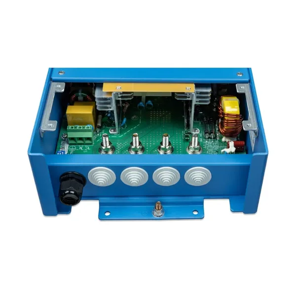 Încărcător VICTRON ENERGY Centaur 12/50 IP21 3 ieșiri - imagine 2
