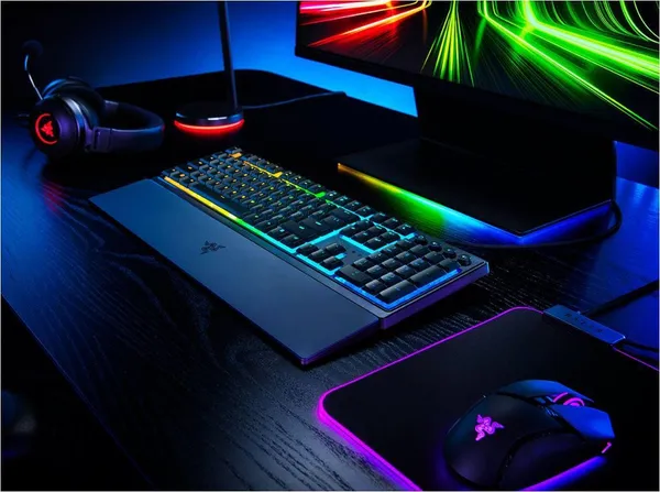 Tastatură PC RAZER Ornata V3 Low Profile Gaming Negru USB - imagine 3
