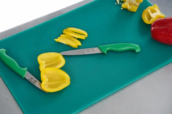 Cuțit Decojit HEINNER Chef Line Cooking 8 cm - imagine 4